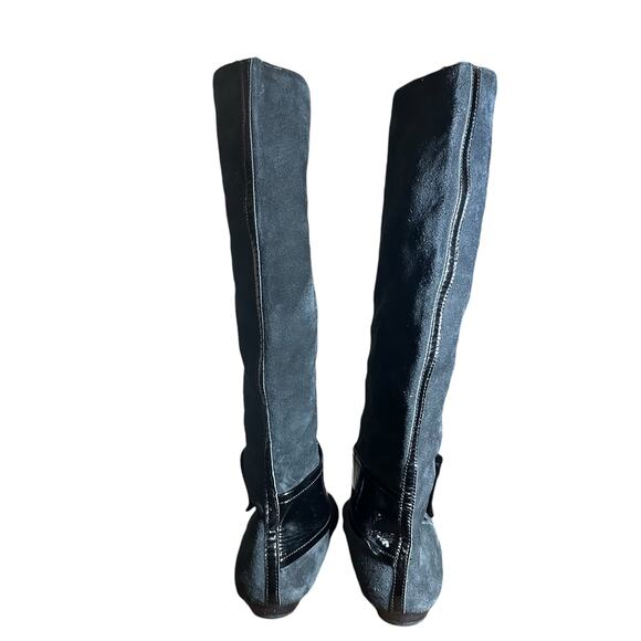 Stylish Black Suede Women's Boots - Picture 8 of 13